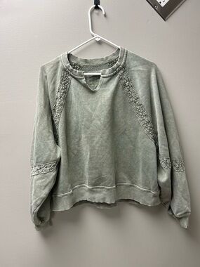 Aerie Women’s Green Hey Crochet Crewneck Sweater